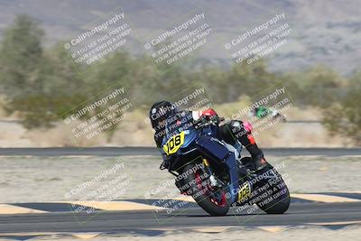 media/Nov-01-2025-CVMA (Sat) [[fc0f7531b8]]/Race 7-Formula Twins-Formula 40 UL/